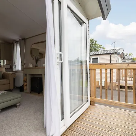 Sandpiper - Stunning With Hot Tub