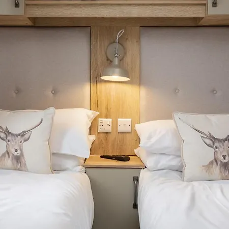 Сasa de vacaciones Sandpiper - Stunning With Hot Tub Malton